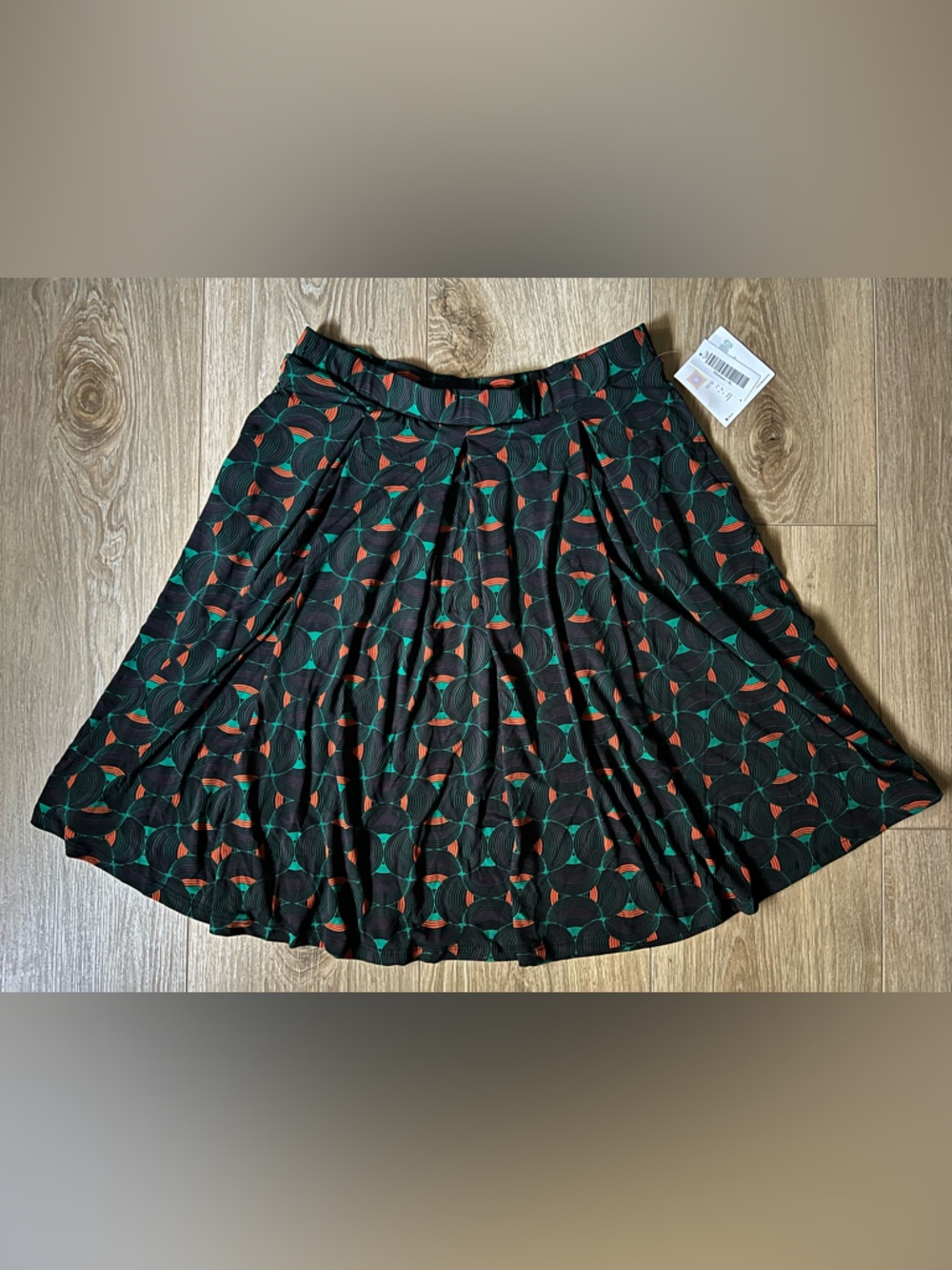 LULAROE Madison Skirt NWT - Picture 2 of 9